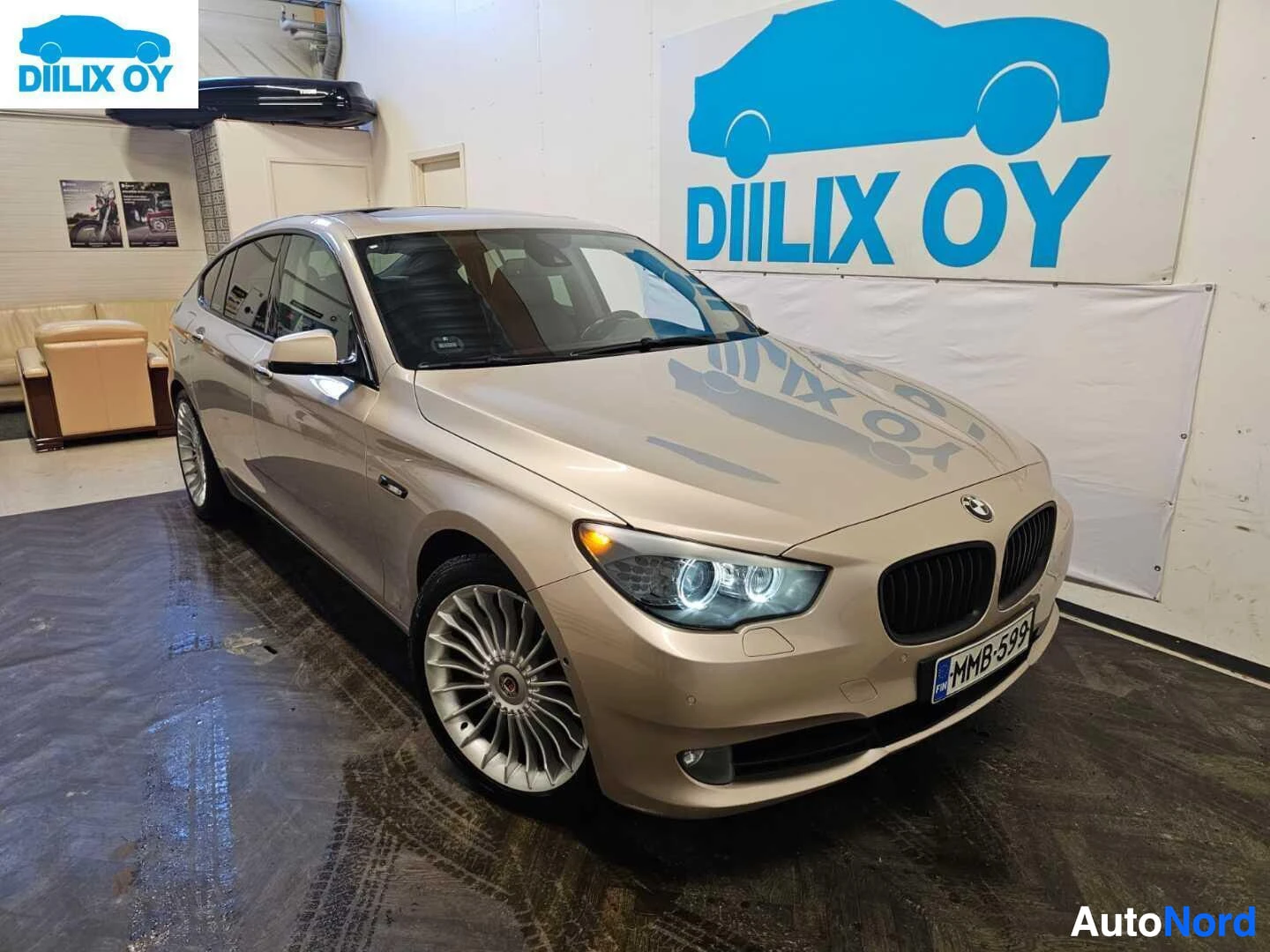 BMW 535 Gran Turismo Xdrive Sedan, 2011