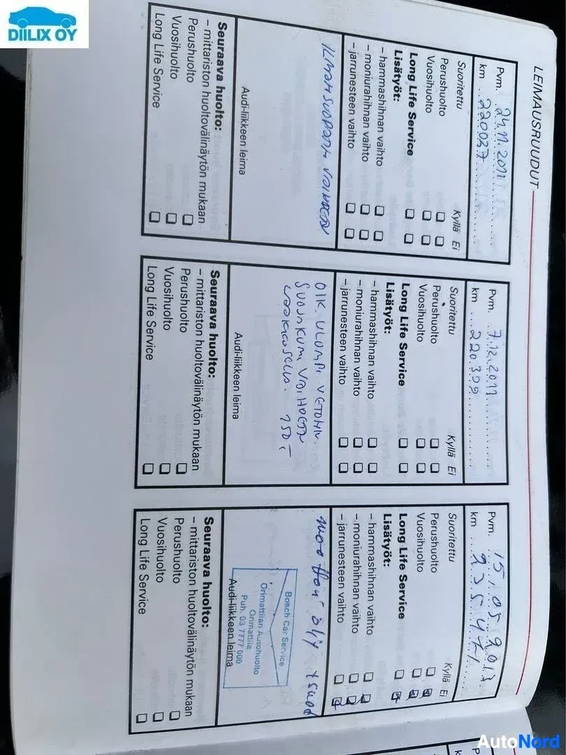 Asiakirja: Kolme kuntotarkastusraportin sivua, joissa palvelun tiedot, varustelut ja kuntoluokitukset. Käsin kirjoitetut merkinnät ja ruksiyksiköt näkyvät.