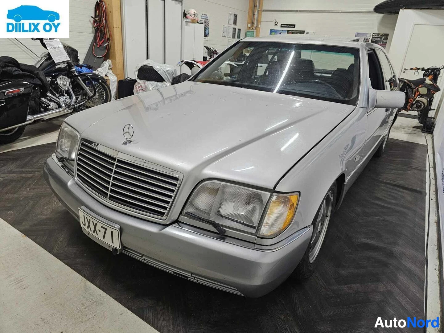 Mercedes-Benz S 300 SE 3.2 W140 Sedan, 1992