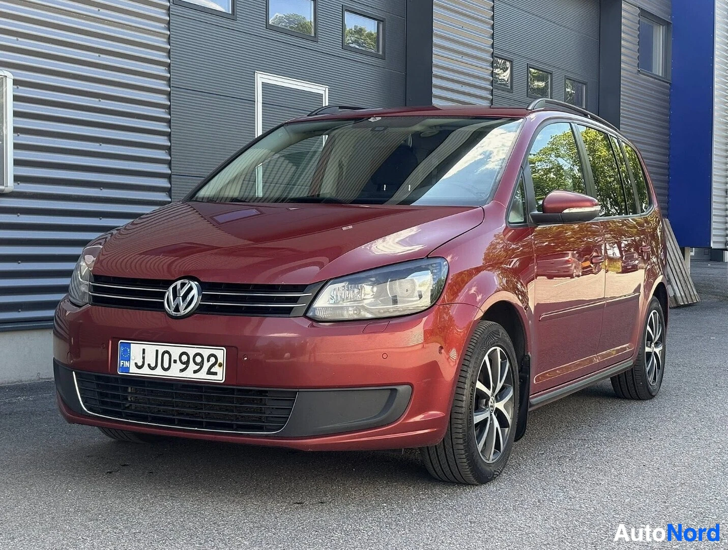 Volkswagen Touran Family Edition 2,0 TDI 103 kW (140 hv) BlueMotion, 2015