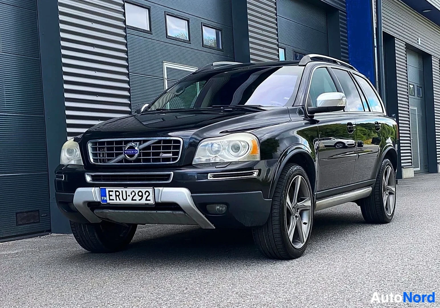 Volvo XC90 D5 AWD R-Design aut 7-Paikkainen, 2010