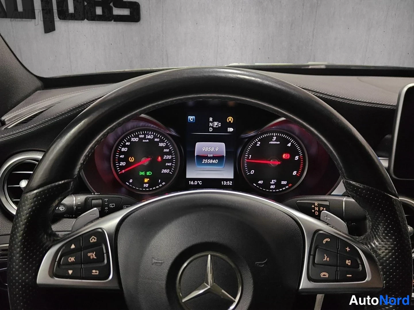 Harmaa Mercedes-Benz C 220 BlueTEC 2015, yksityiskohta, kuva 19