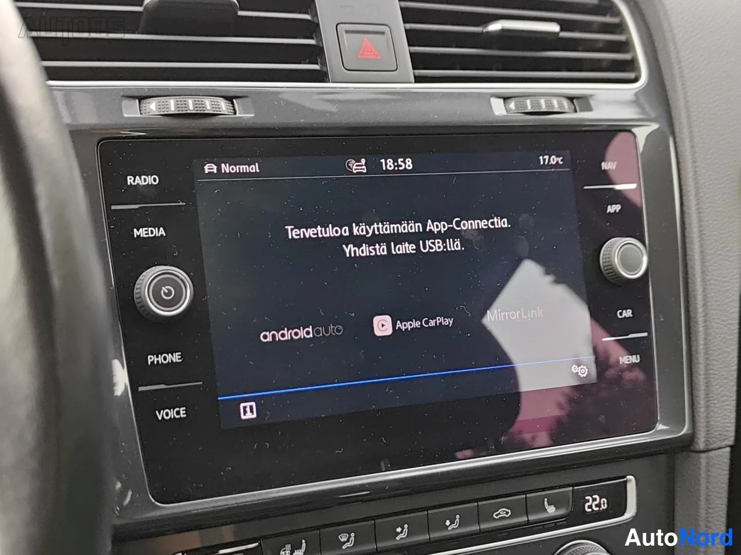 Harmaa Volkswagen Golf Variant 2019, ulkokuva 23 – Kaarina