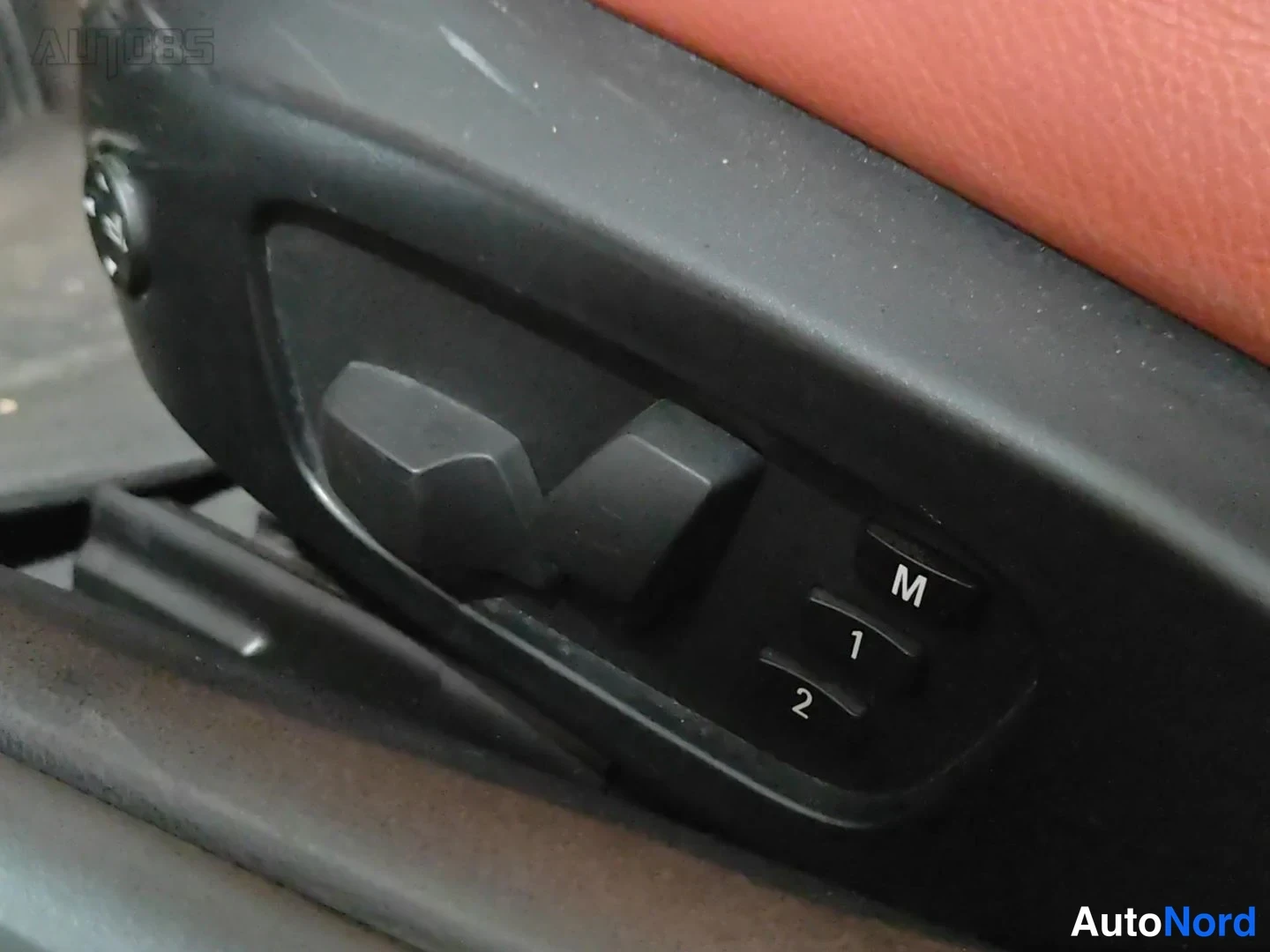 Musta BMW 335i 2008, yksityiskohta, kuva 39