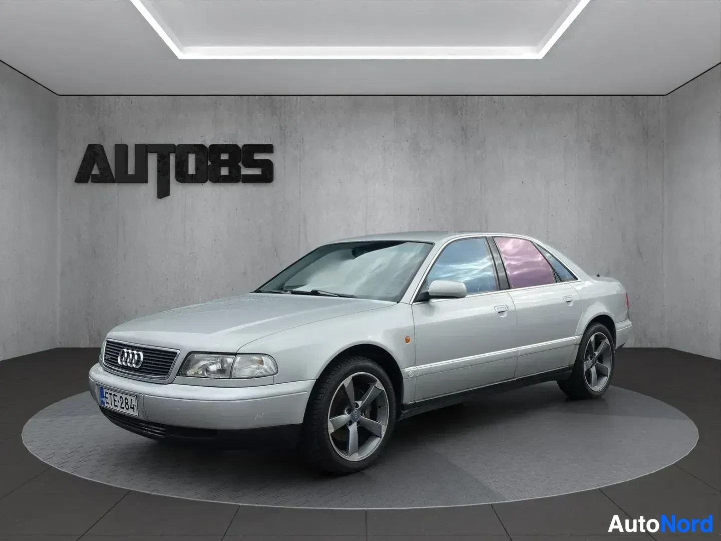 Audi A8 quattro 4.2 V8 1994