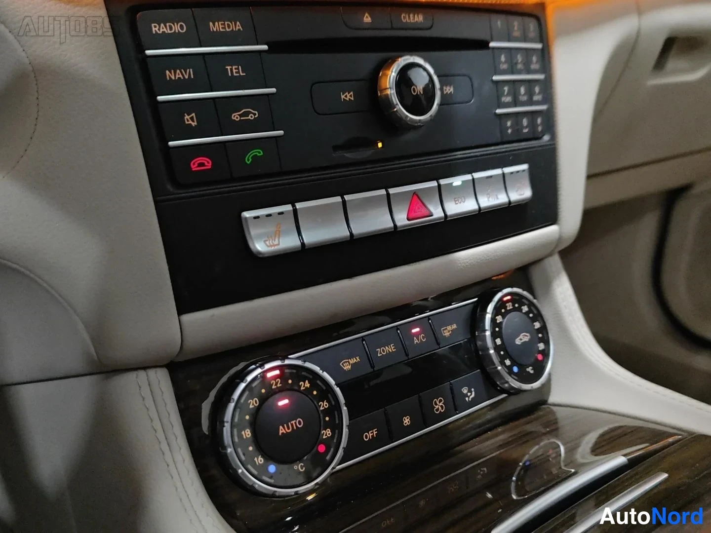 Ruskea Mercedes-Benz CLS 350 BlueTEC 2017, yksityiskohta, kuva 20