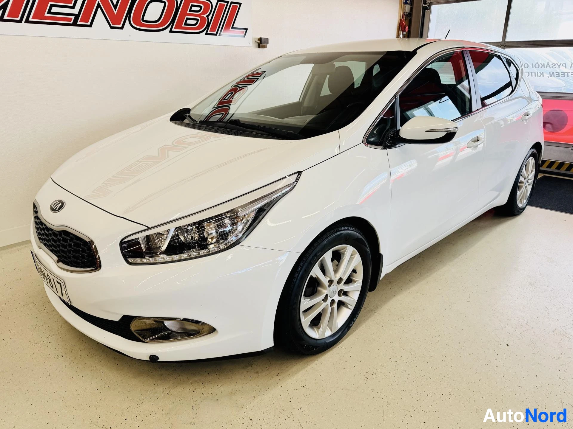 Kia Ceed 1,6 ISG 135hv EX 5-ov, 2013