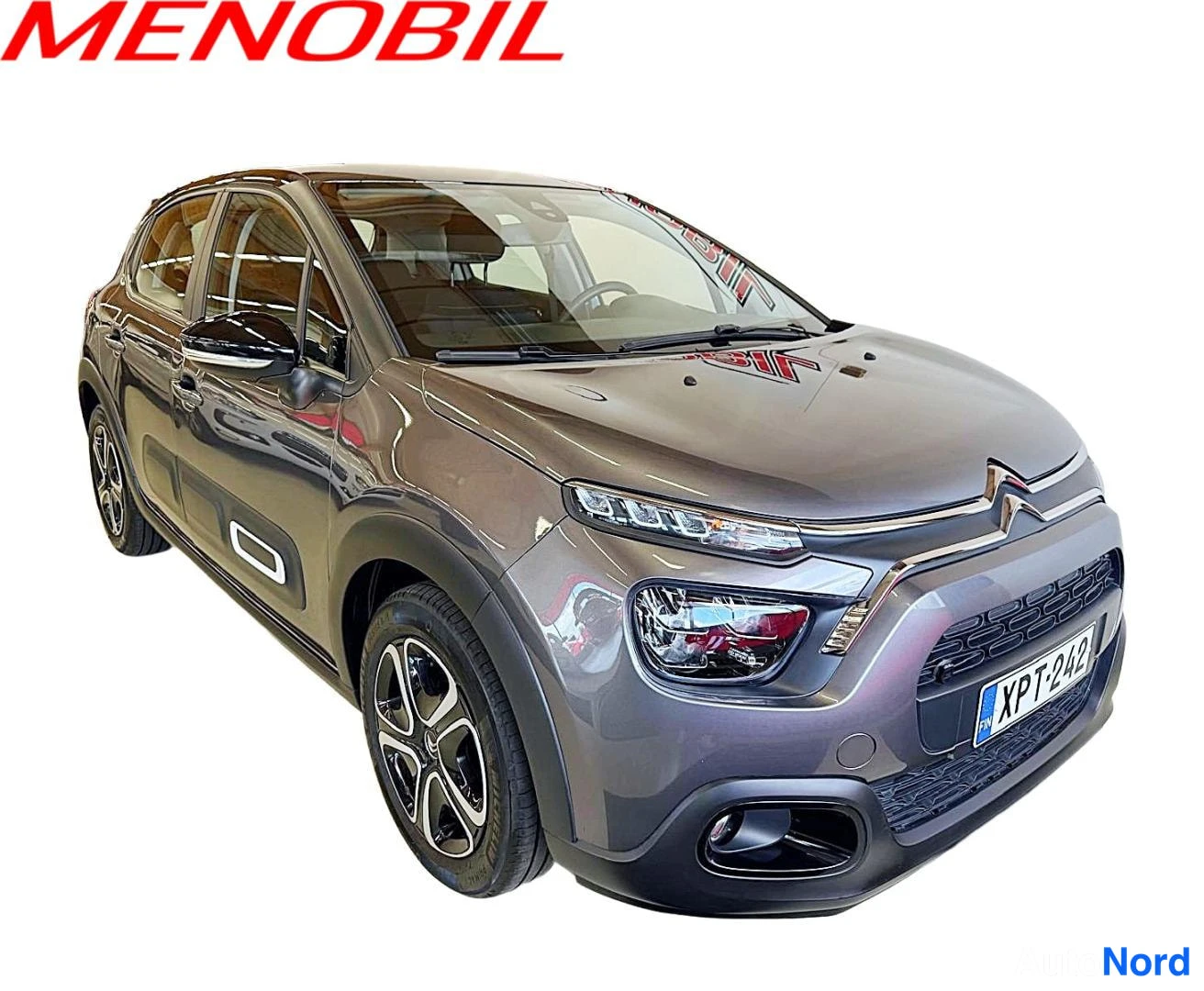 Harmaa Citroen C3 2021, etuviisto, keula oikealle, kuva 2