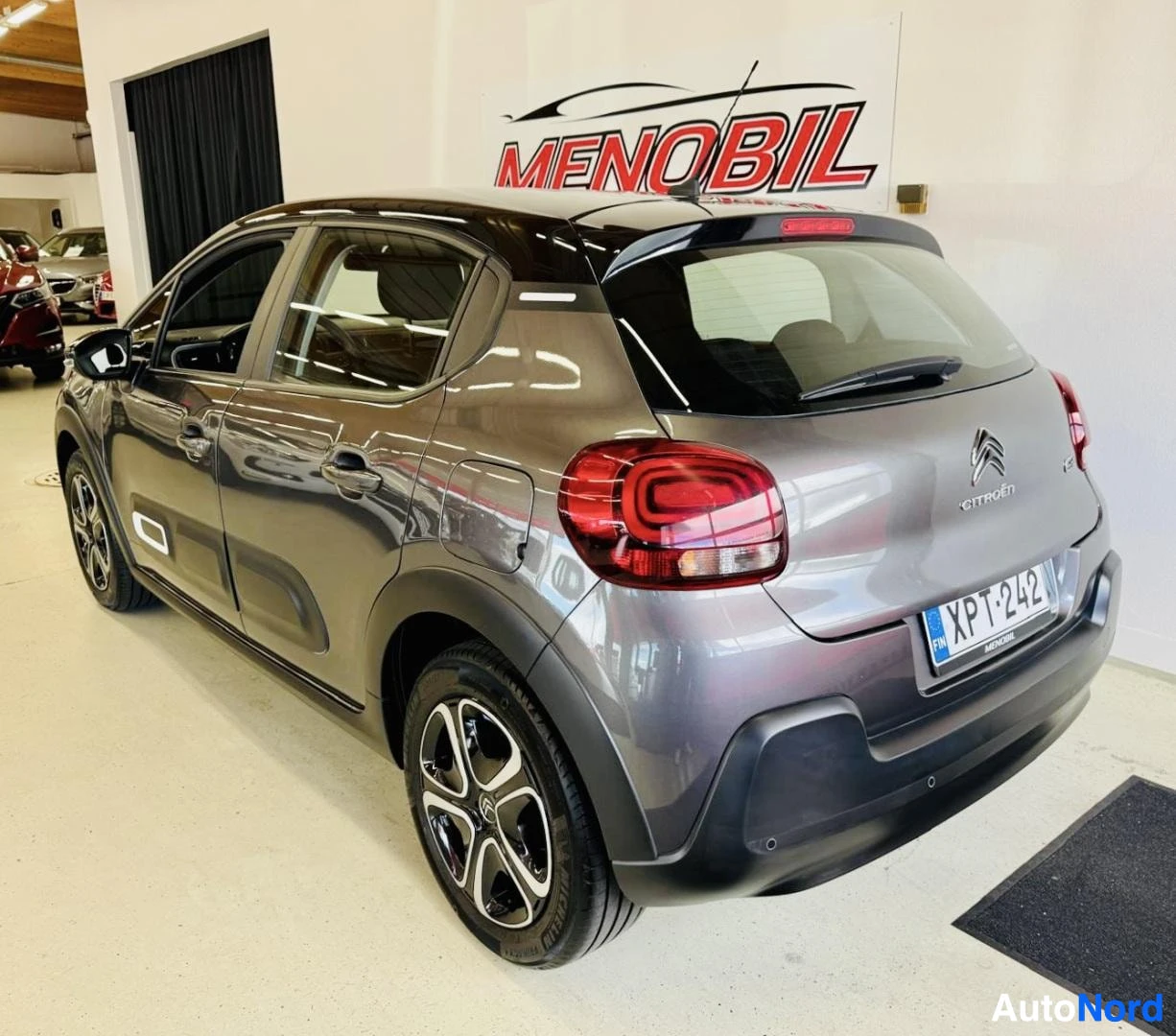 Harmaa Citroen C3 2021, takaviisto, kuva 6