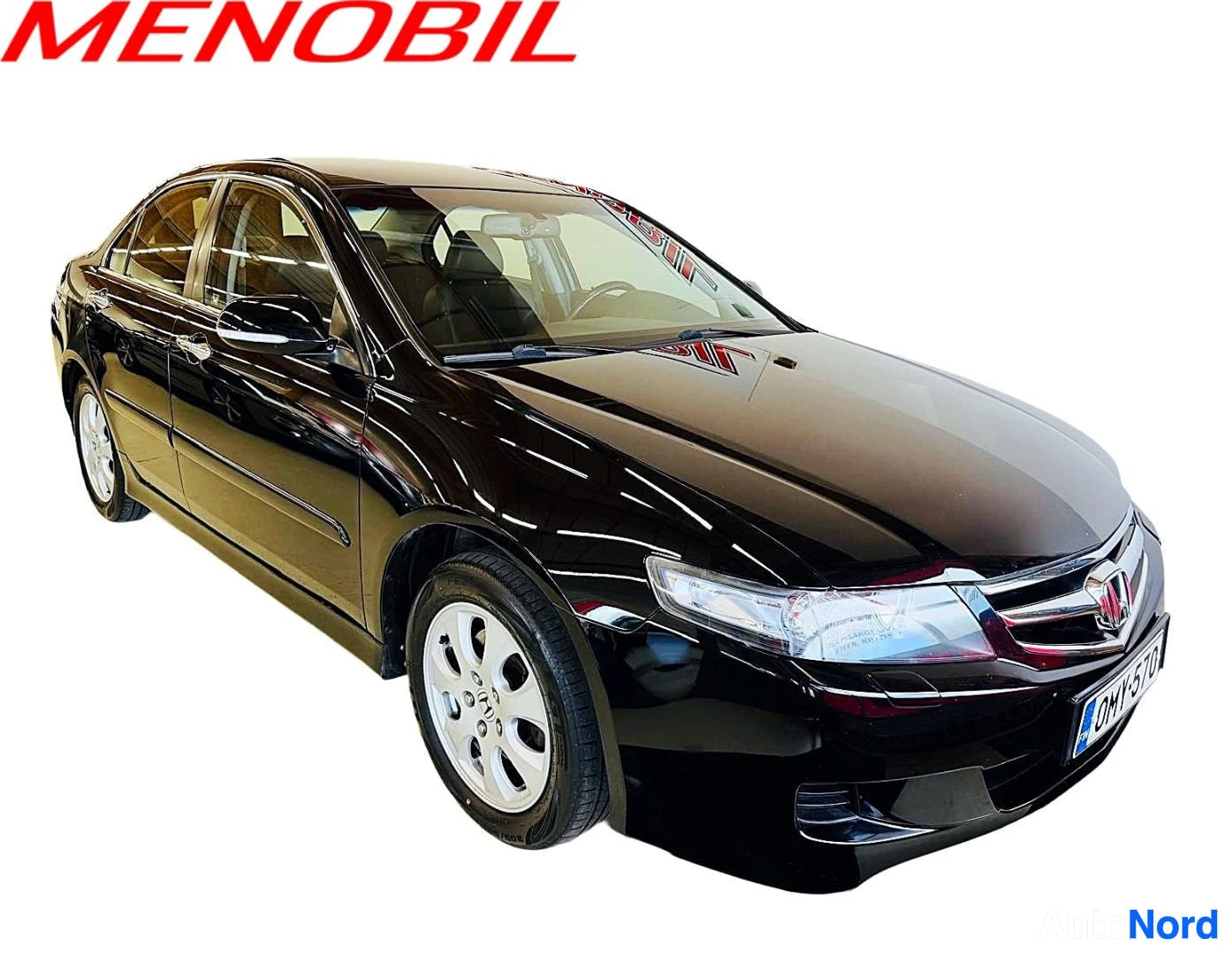 Musta Honda Accord 2007, etuviisto, keula vasemmalle, kuva 2