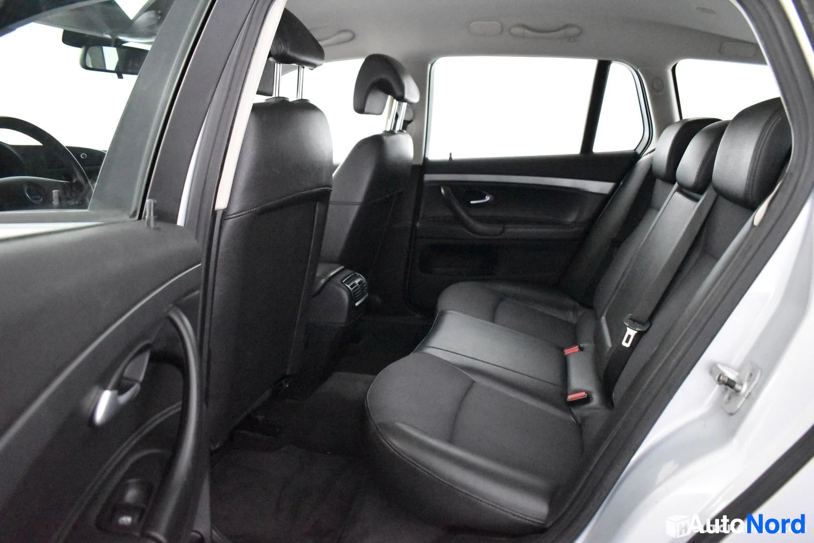 Hopea Saab 9-3 2007, ulkokuva 10