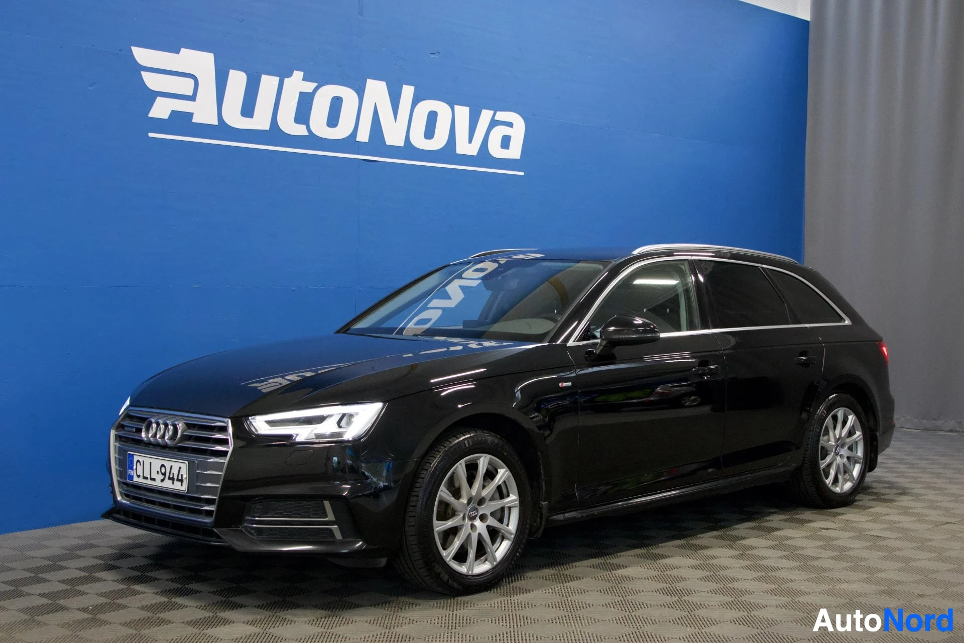 Audi A4 Avant Business Comfort S line Edition 2018