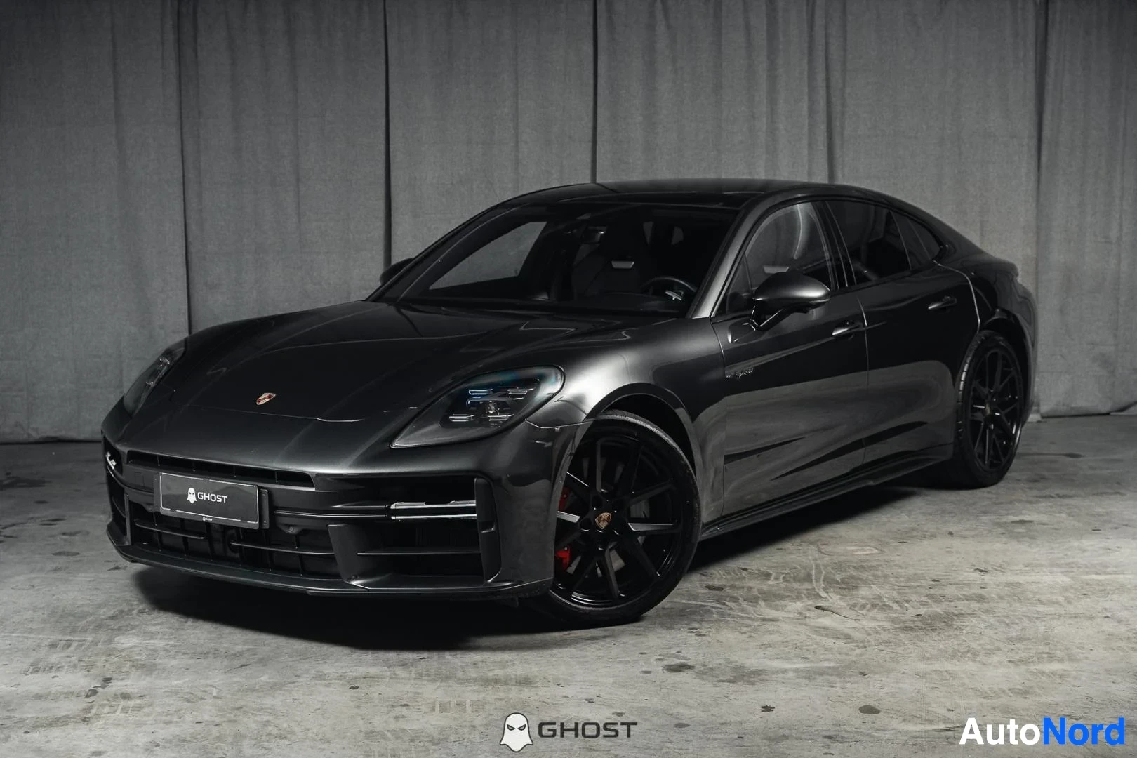 Porsche Panamera 4S E-hybrid 544 hv 2024