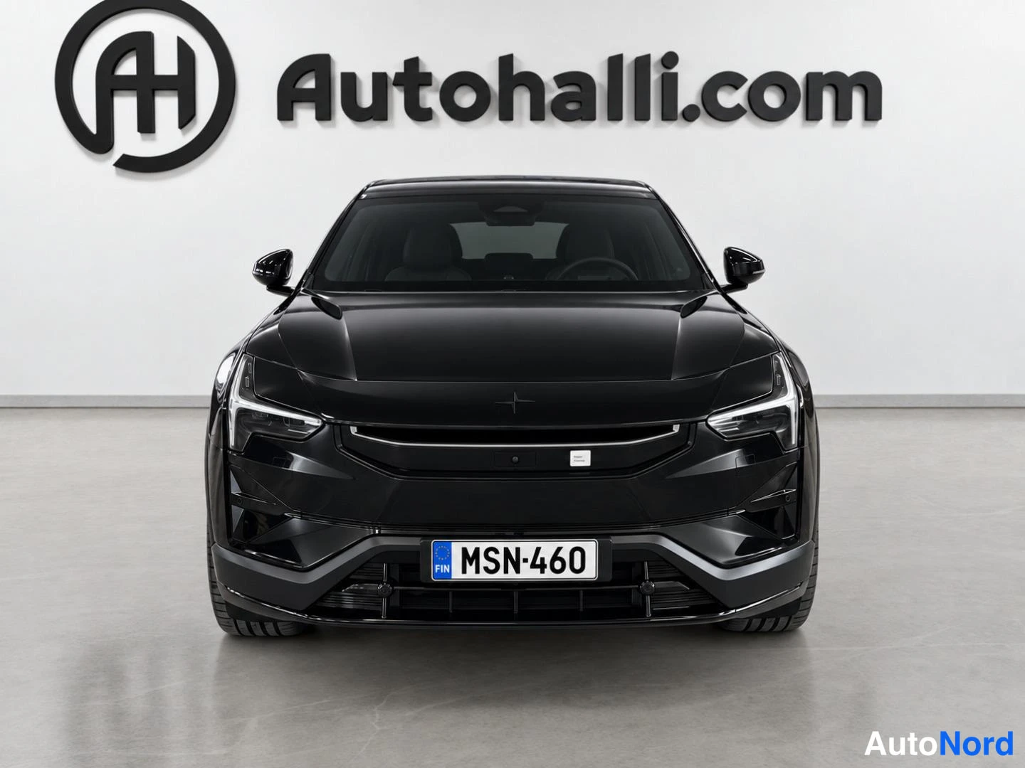 Musta Polestar 3 2025, edestä, kuva 3
