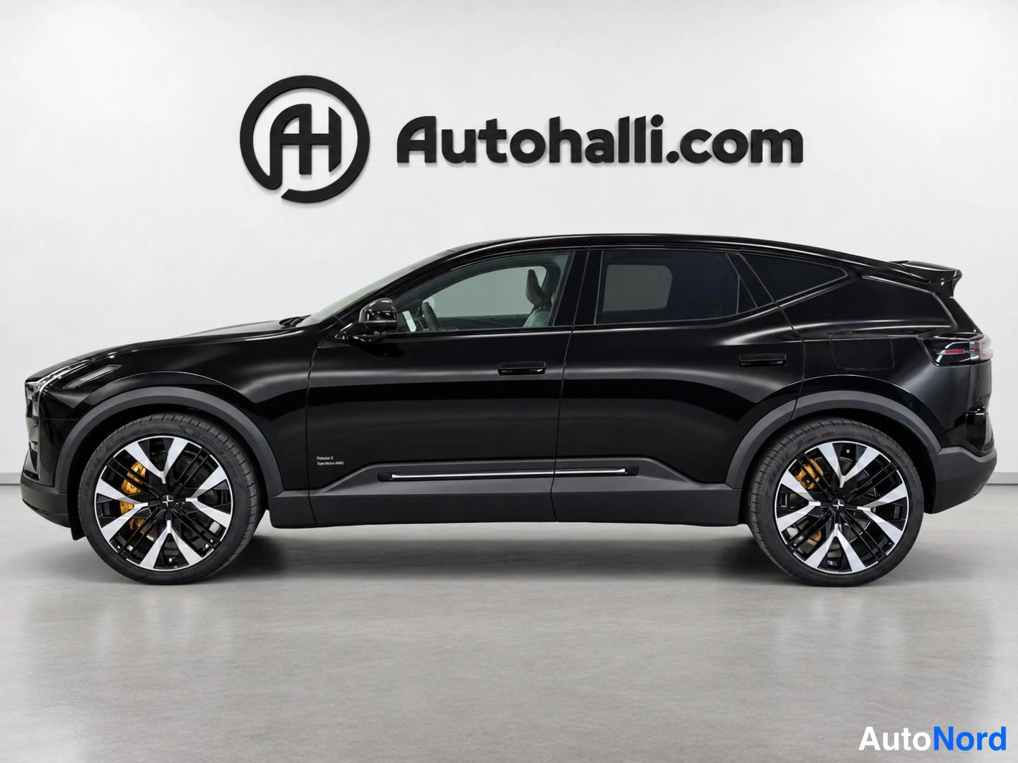Musta Polestar 3 2025, sivulta, kuva 5
