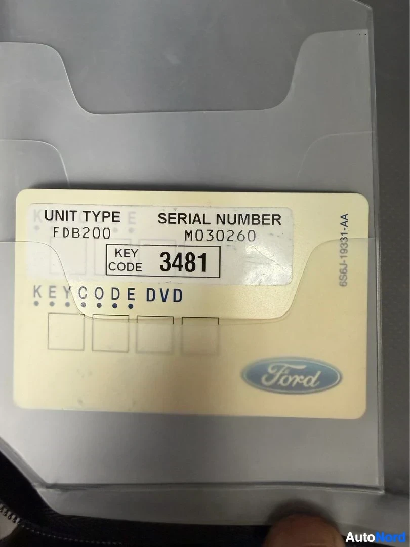 Asiakirja: Ford-avaimen keycode-kortti, yksikkö FDB200, sarjanumero M030260, keycode 3481