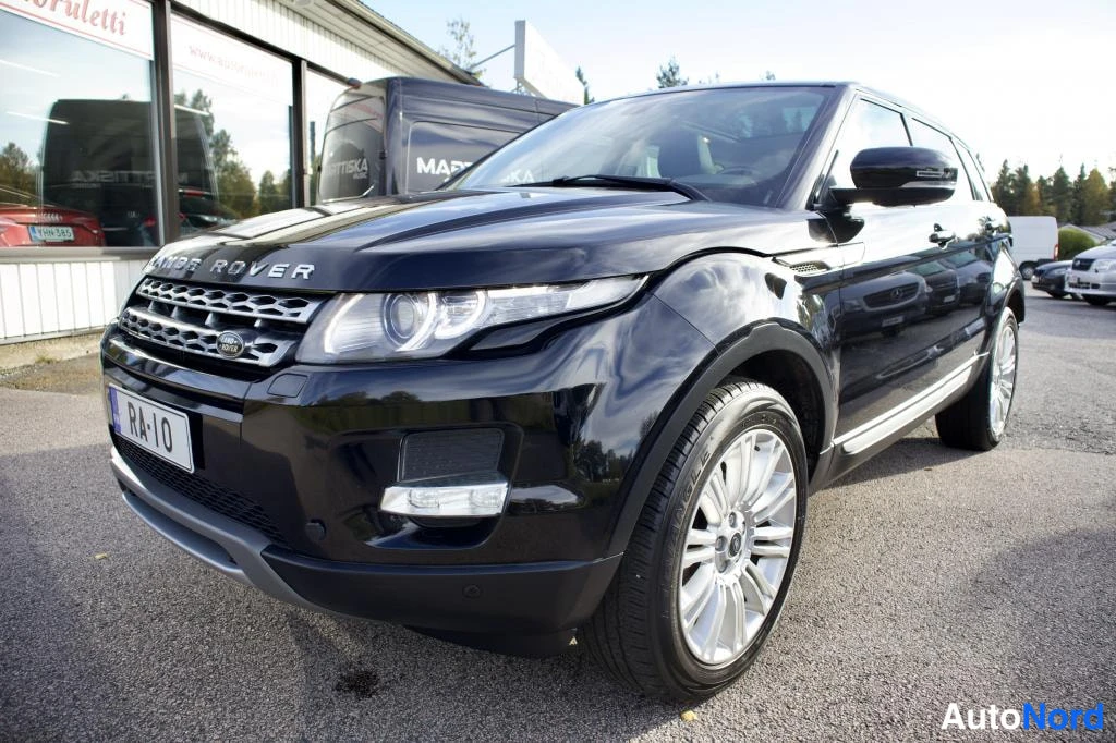 Musta Land Rover Range Rover Evoque 2012, etuviisto, keula vasemmalle, kuva 3