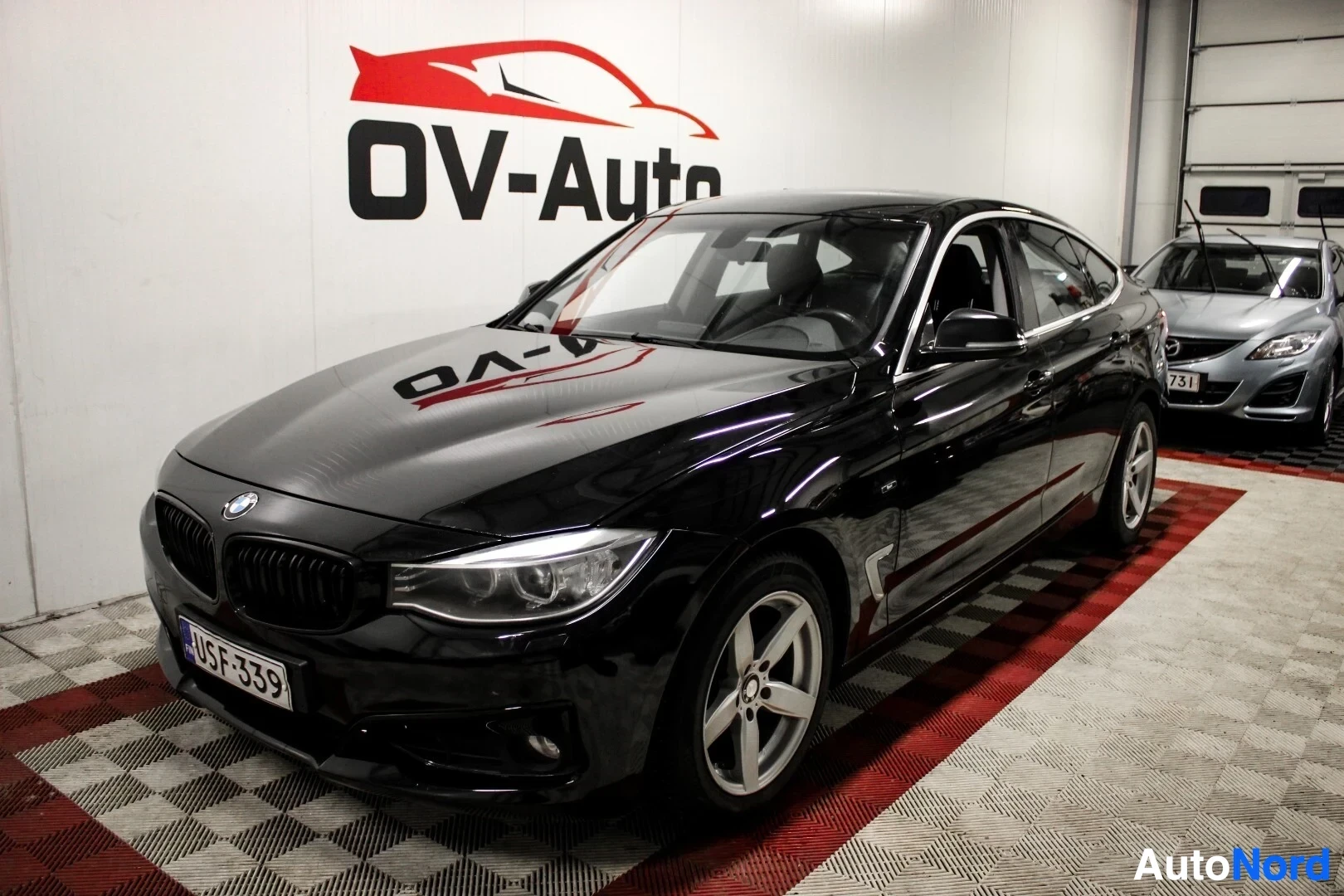 BMW 320i TwinPower Turbo Athlete Edition 2015