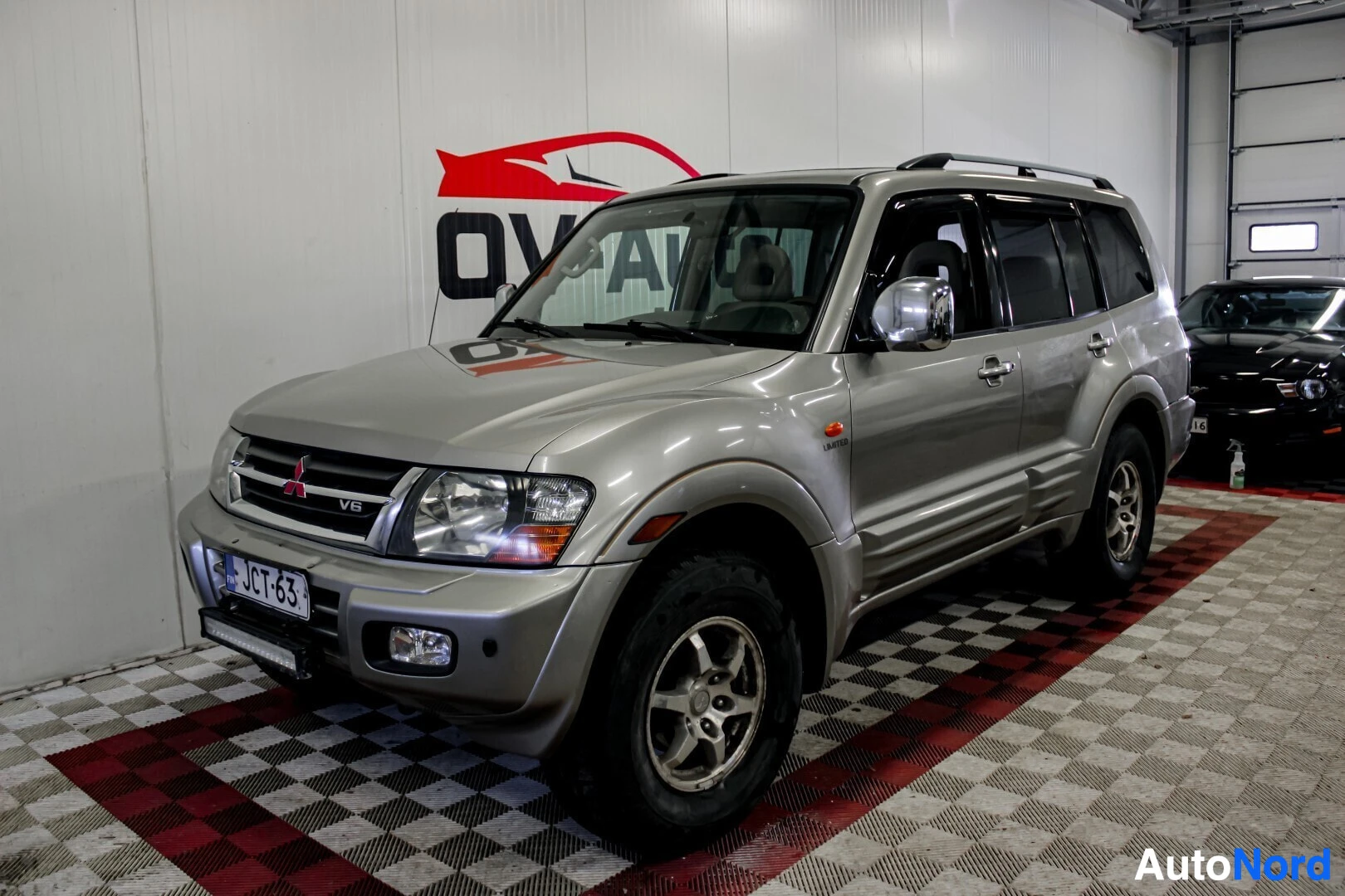 Mitsubishi Pajero 3.5 V6 GDI 4WD 2001