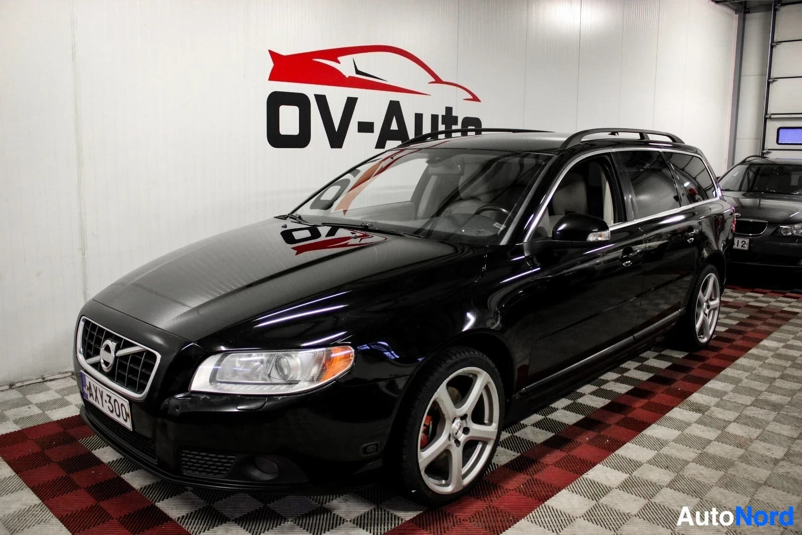 Volvo V70 D5 Momentum Business A 2010