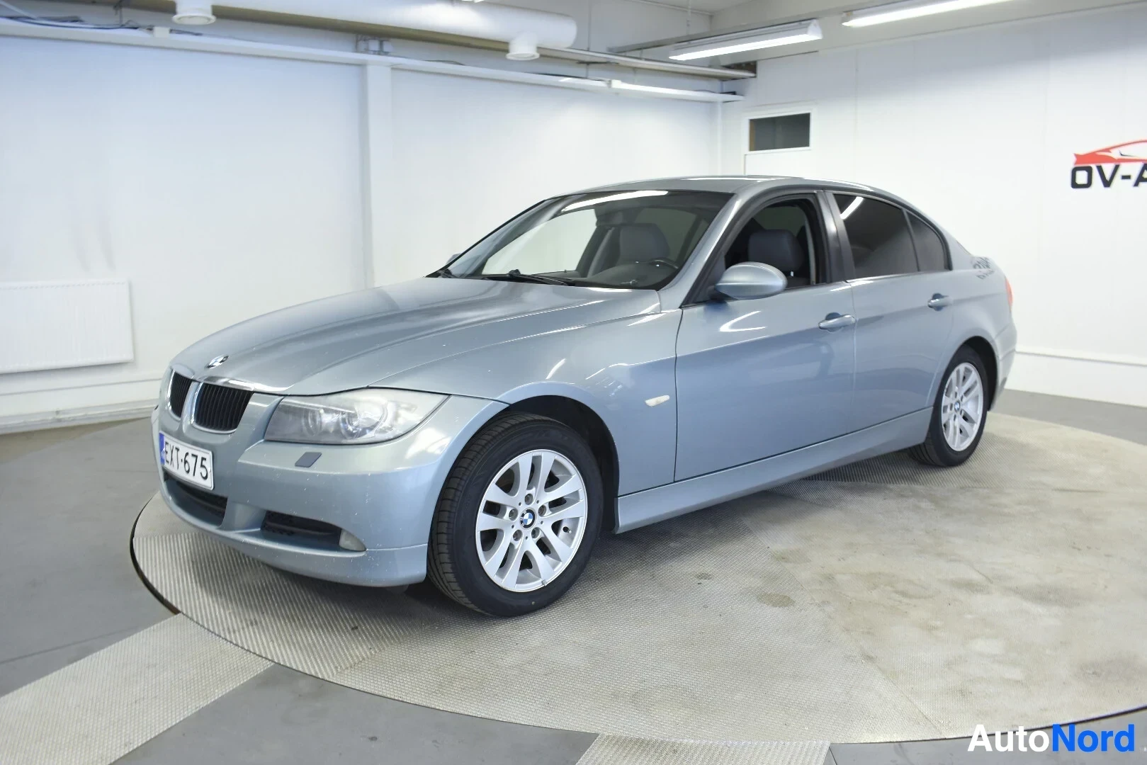 BMW 320i 2005
