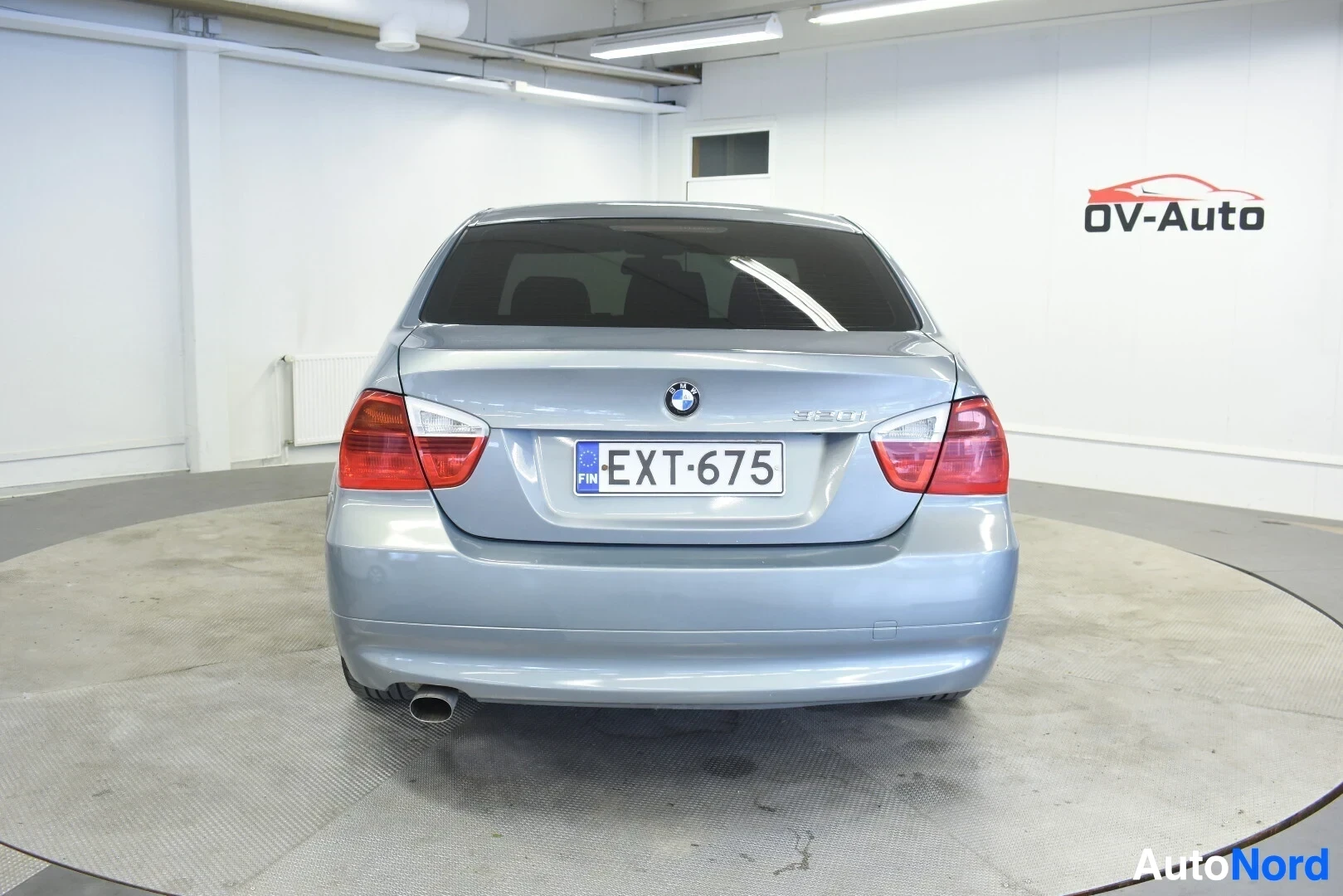 Harmaa BMW 320i 2005, ulkokuva 6 – Ylivieska, Pohjois-Pohjanmaa