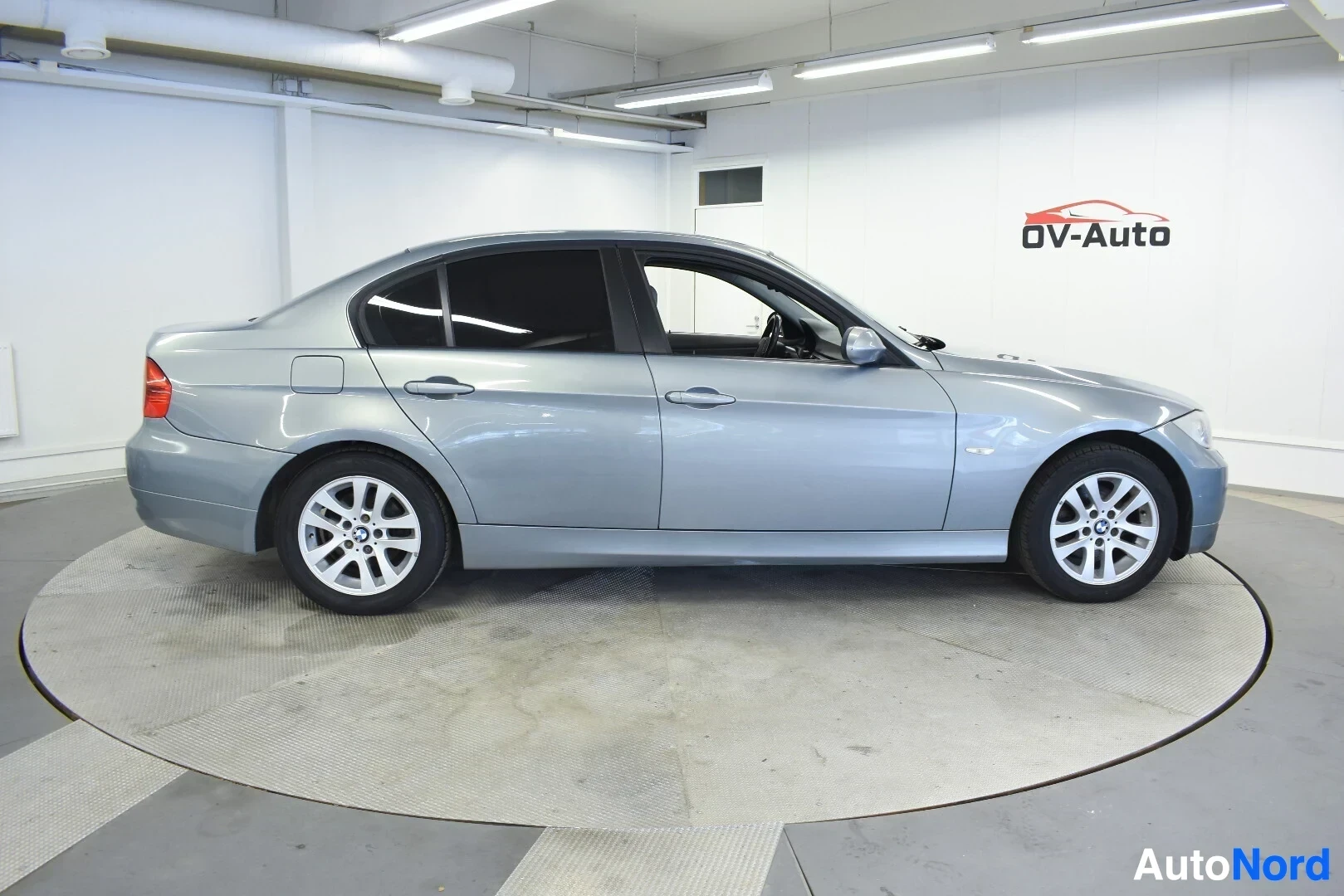 Harmaa BMW 320i 2005, ulkokuva 8 – Ylivieska, Pohjois-Pohjanmaa