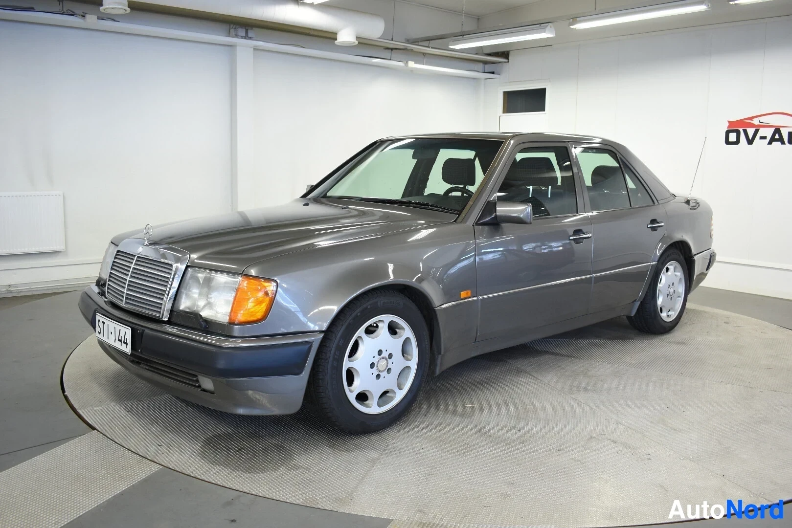 Mercedes-Benz E 500 e 1991