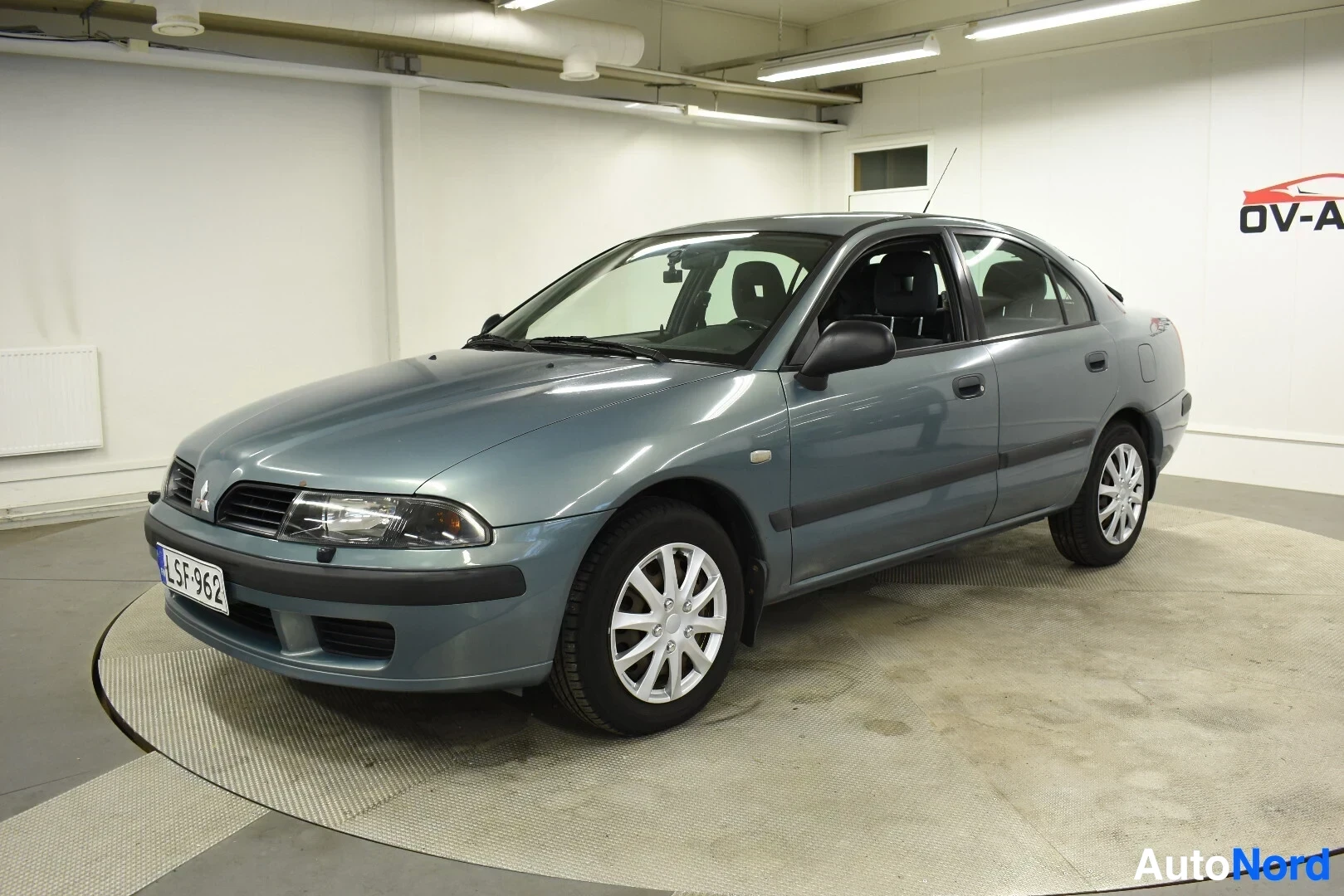 Mitsubishi Carisma 1.6i Comfort 2003