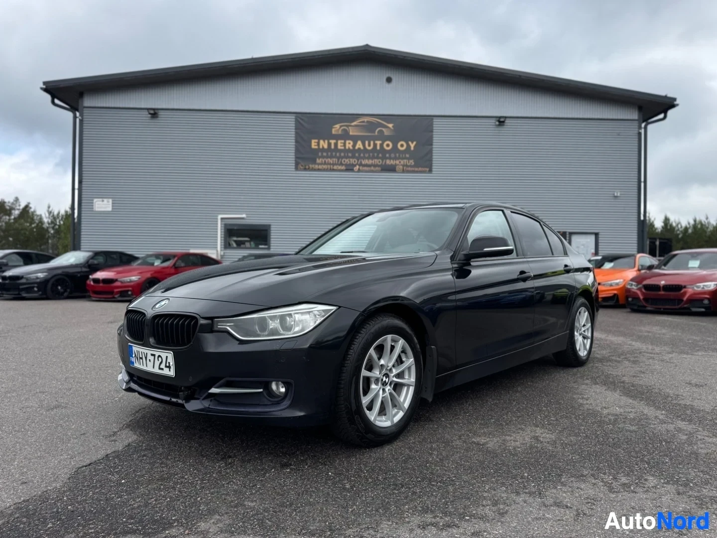 BMW 320d Sport Line 2012
