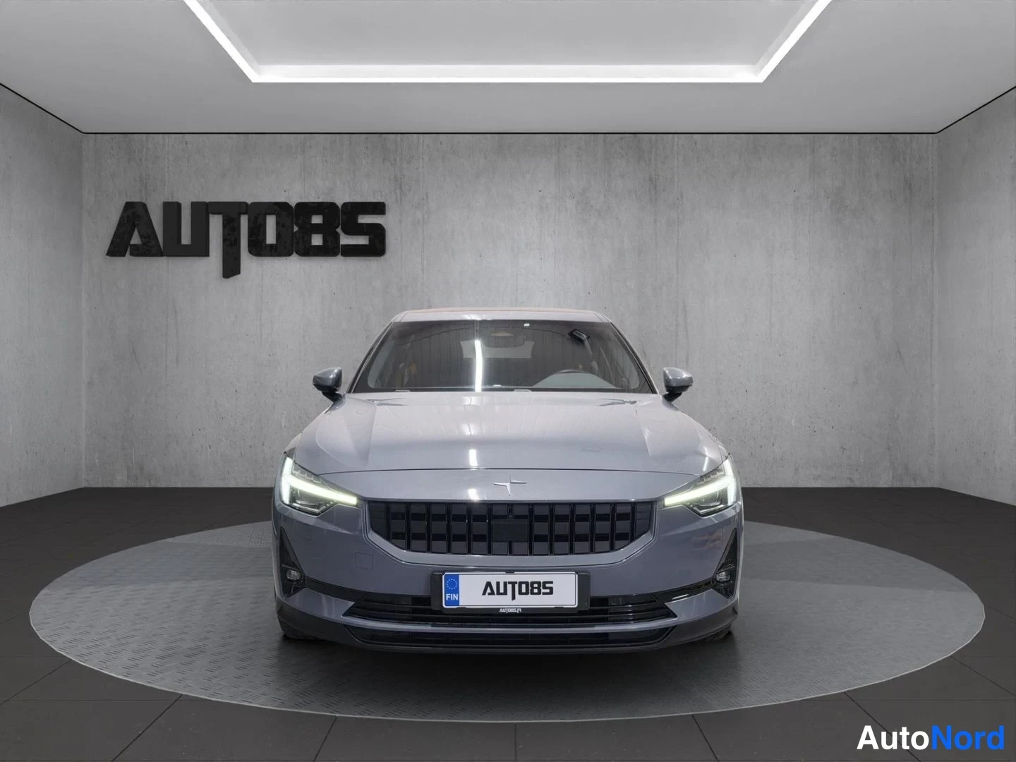 Harmaa Polestar 2 2021, edestä, kuva 4