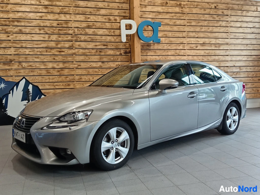 Lexus IS 2016