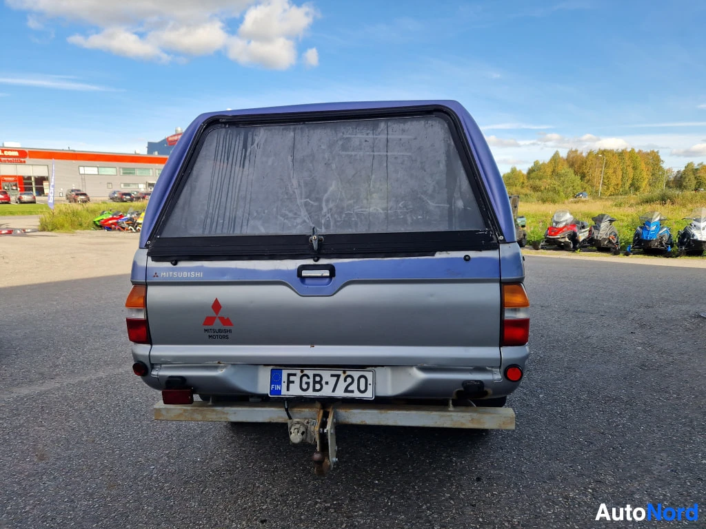 Silver Mitsubishi L200 2000, rear, photo 13