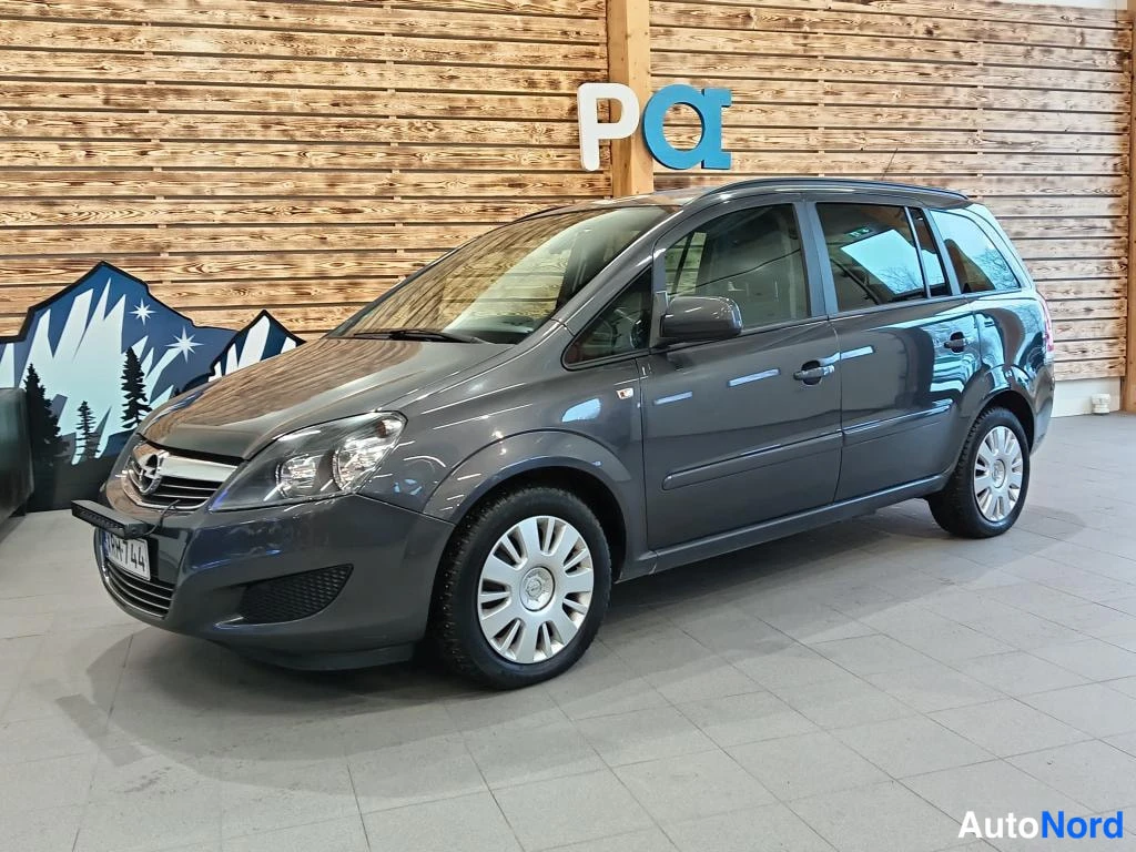 Opel Zafira 2012