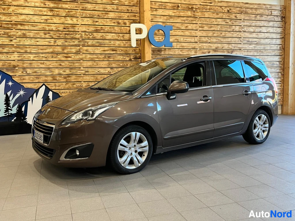 Peugeot 5008 2015
