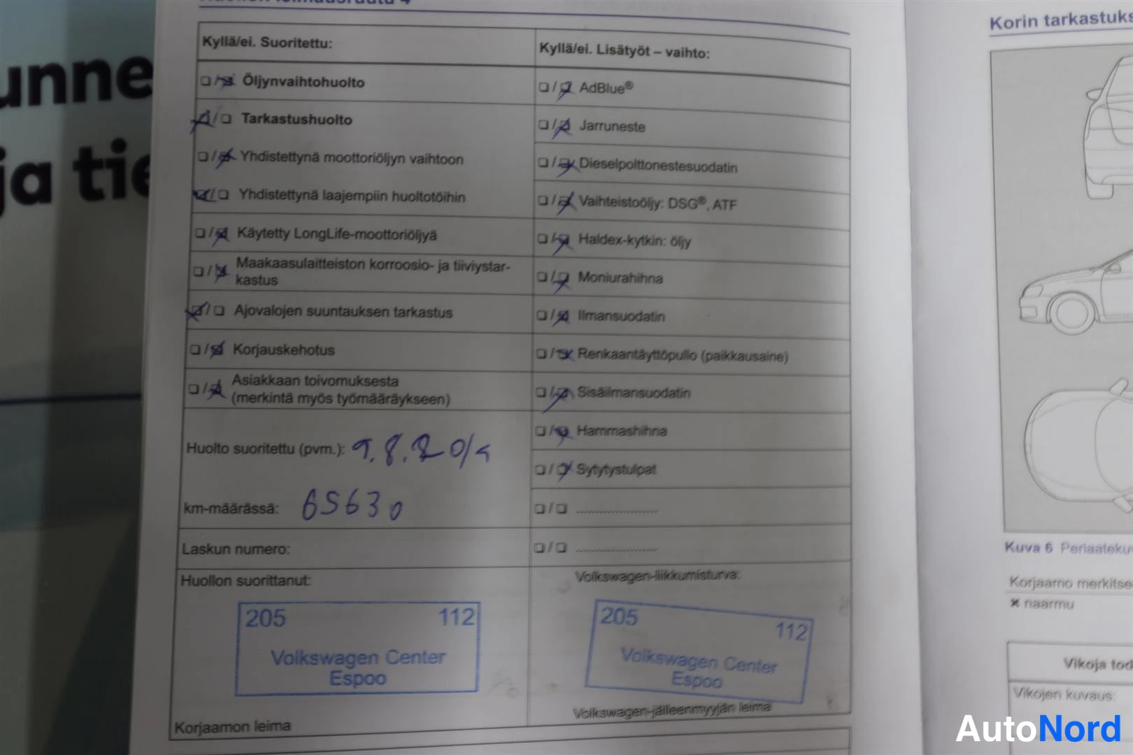 Asiakirja: Huoltokirjan sivu, huolto suoritettu 7.8.2020 km-määrässä 65630, Volkswagen Center Espoon leimat.