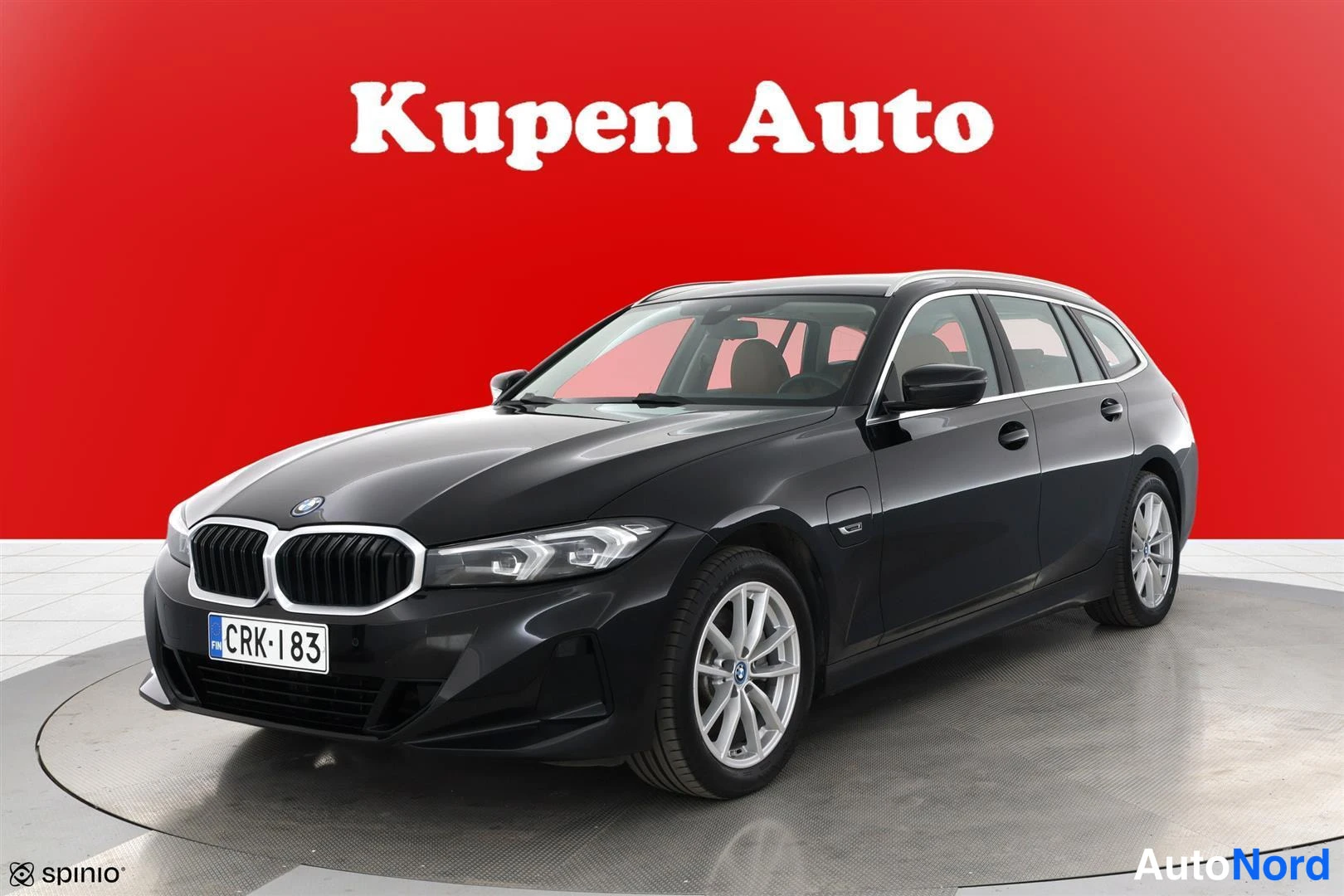 BMW 330e xDrive A Charged Edition Touring 2023