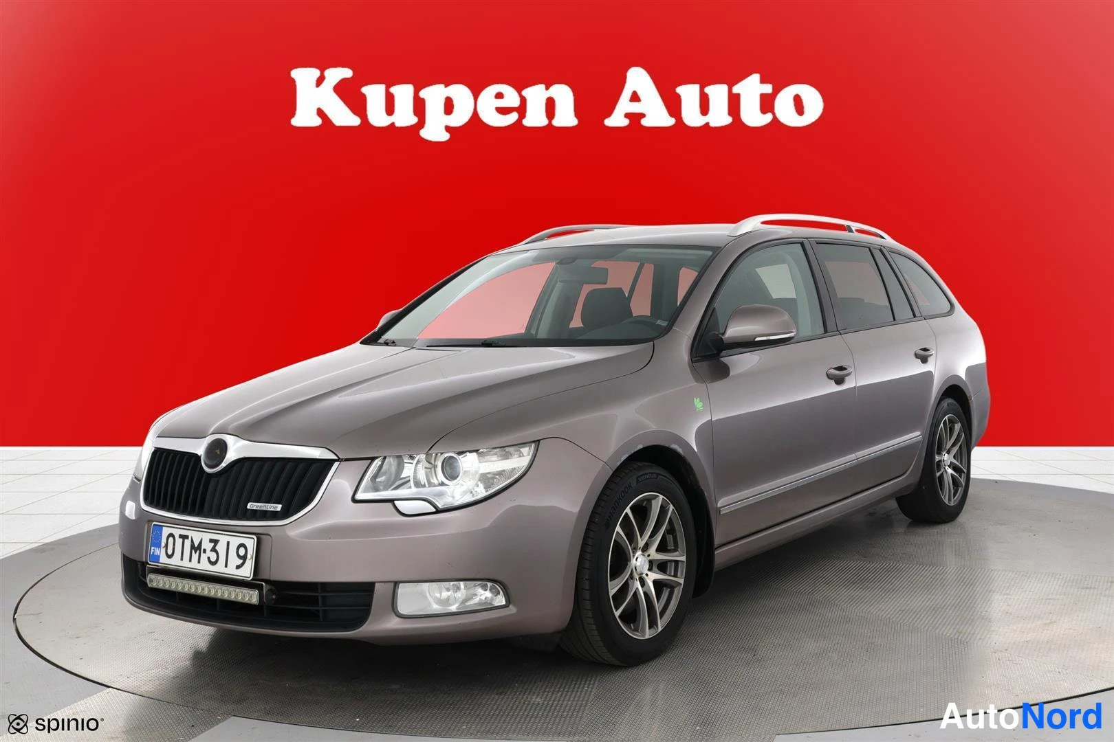 Skoda Superb 1,6TDI Comf Business GreenLine 2012
