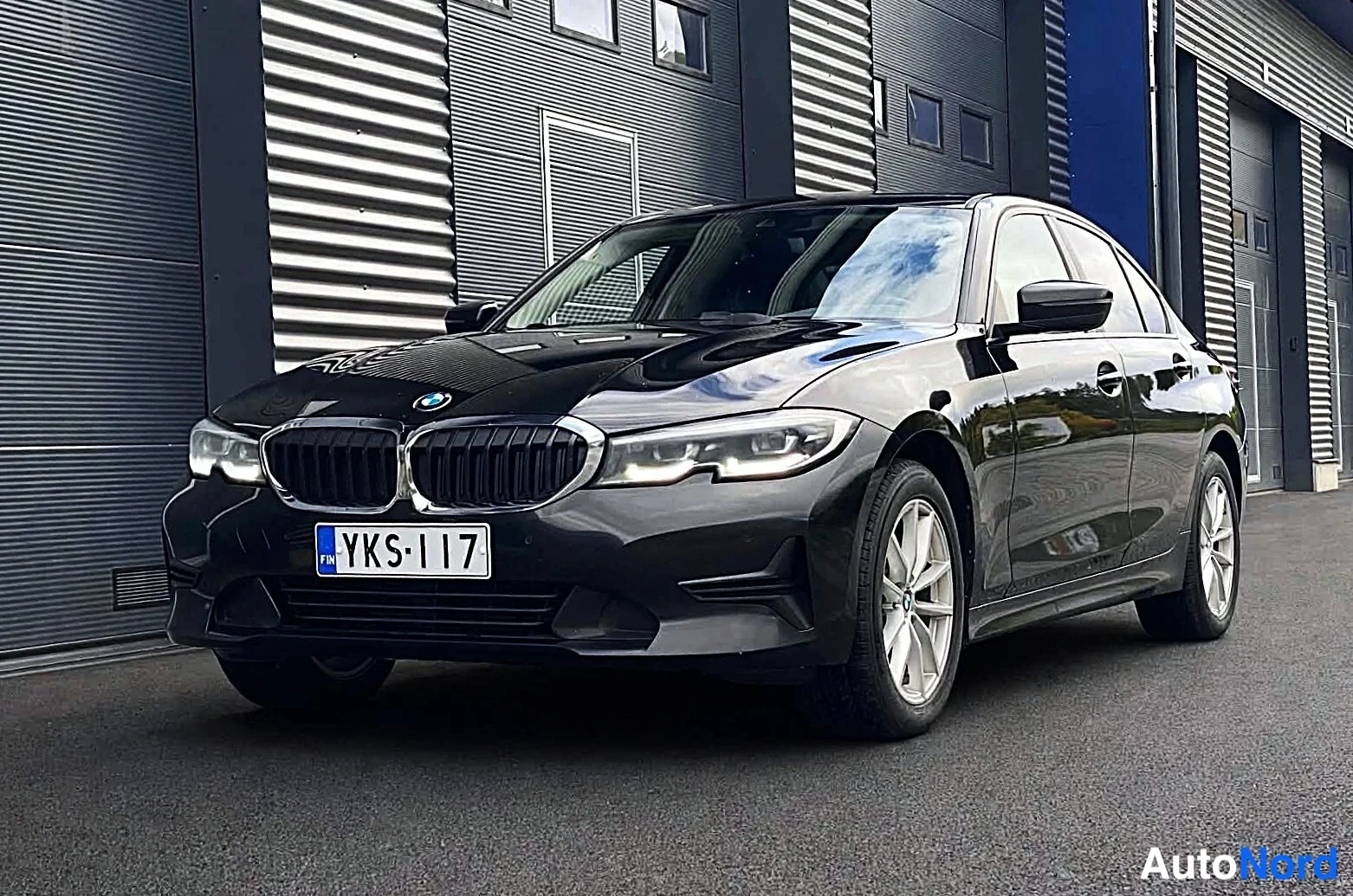 BMW 320i xDrive Business 2022