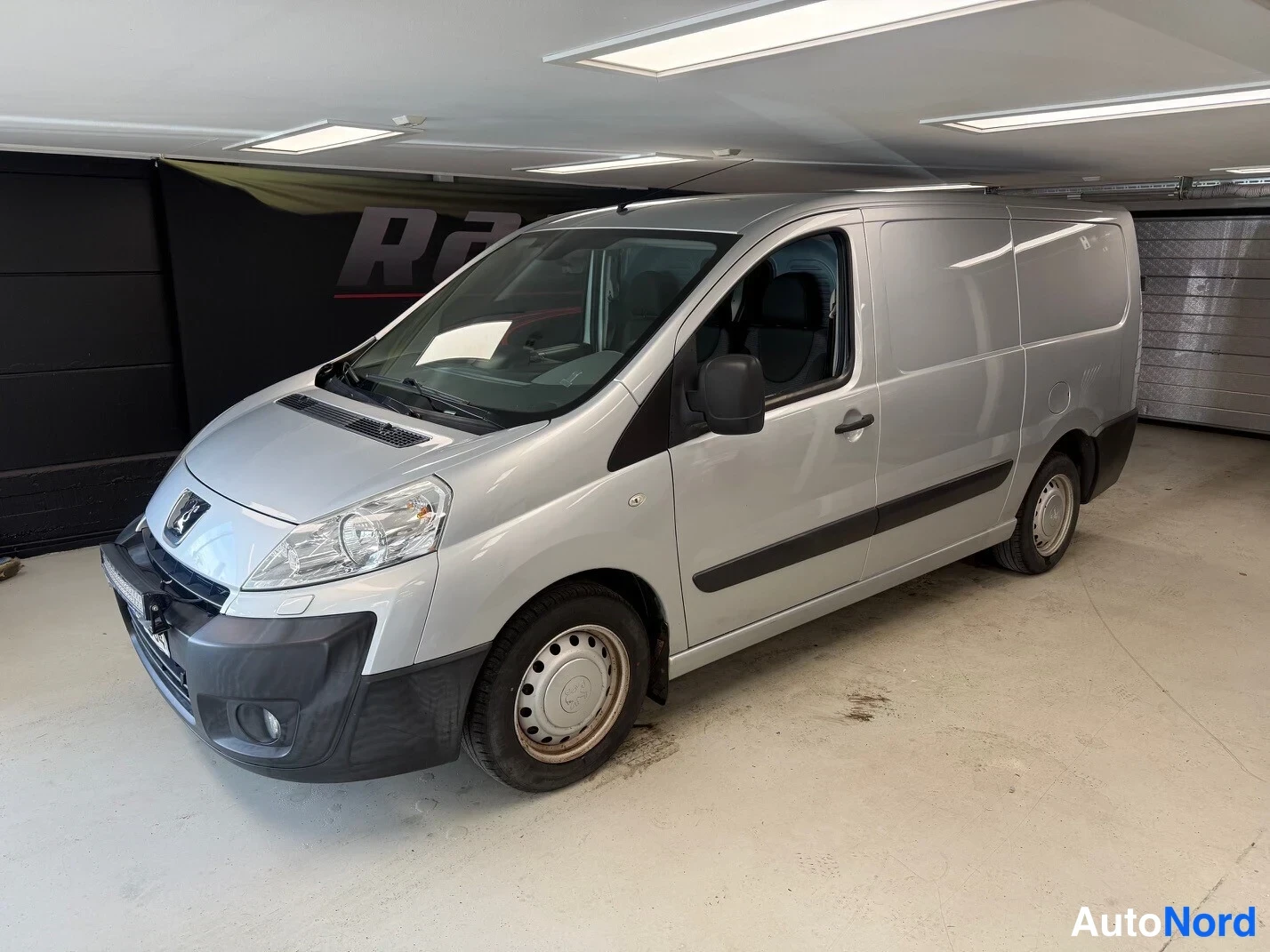 Peugeot Expert 2.0HDI L2H1 2012