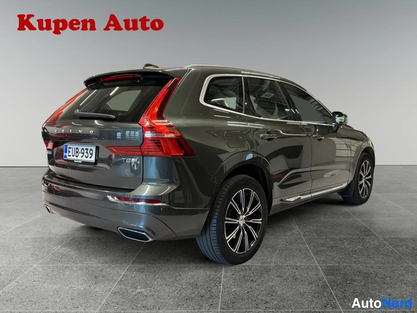 Harmaa Volvo XC60 2019, takaviisto, kuva 14