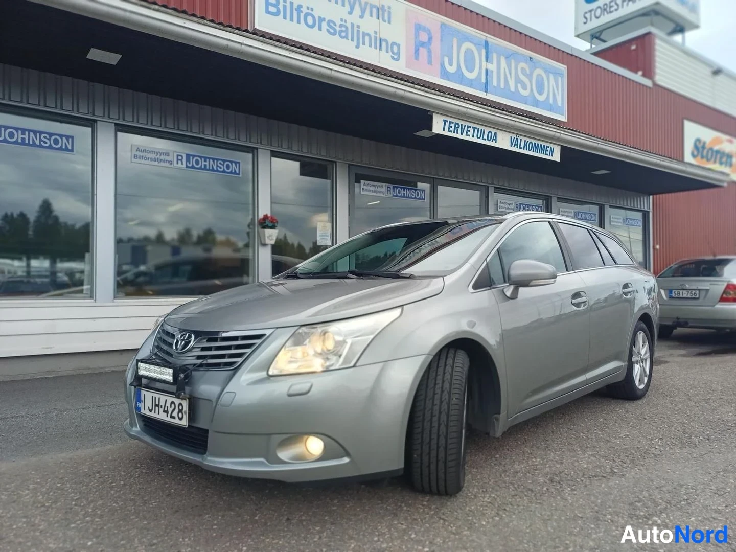 Toyota Avensis 2,0 D-4D DPF Sol Edition Wagon HUIPPUSIISTI Webasto, 2010