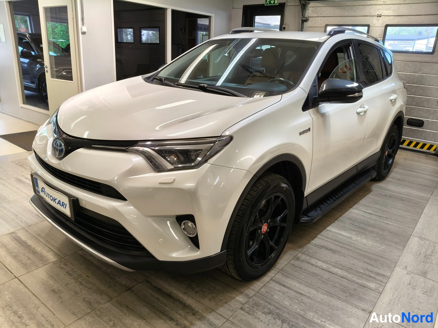 Toyota RAV4 2,5 Hybrid AWD Premium 2017