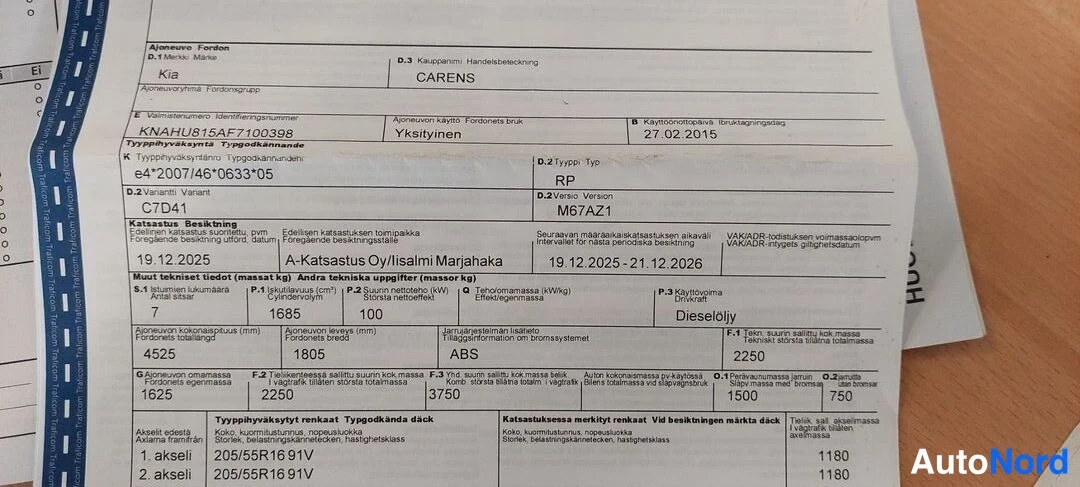 Muu: Suomalainen rekisteriote/kybertodistus, jossa Kia, merkki 'CARENS', VIN KNAHU815AF7100398, käyttöönotto 27.02.2015, ensihuolto 19.12.2025, polttoaine diesel, te