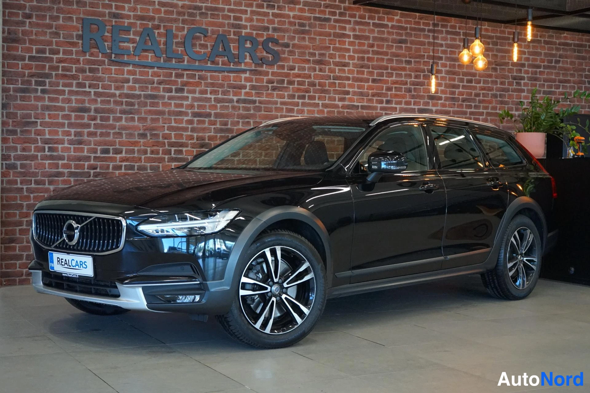 Volvo V90 Cross Country 2018