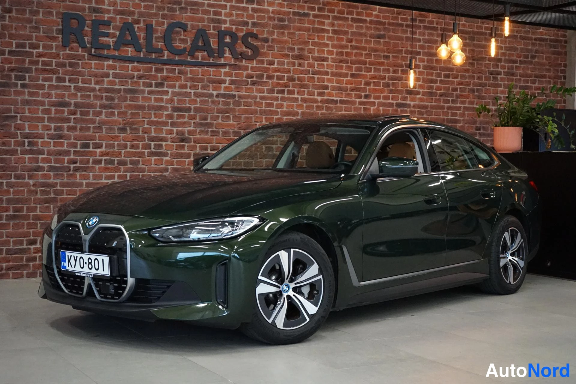 BMW i4 2023