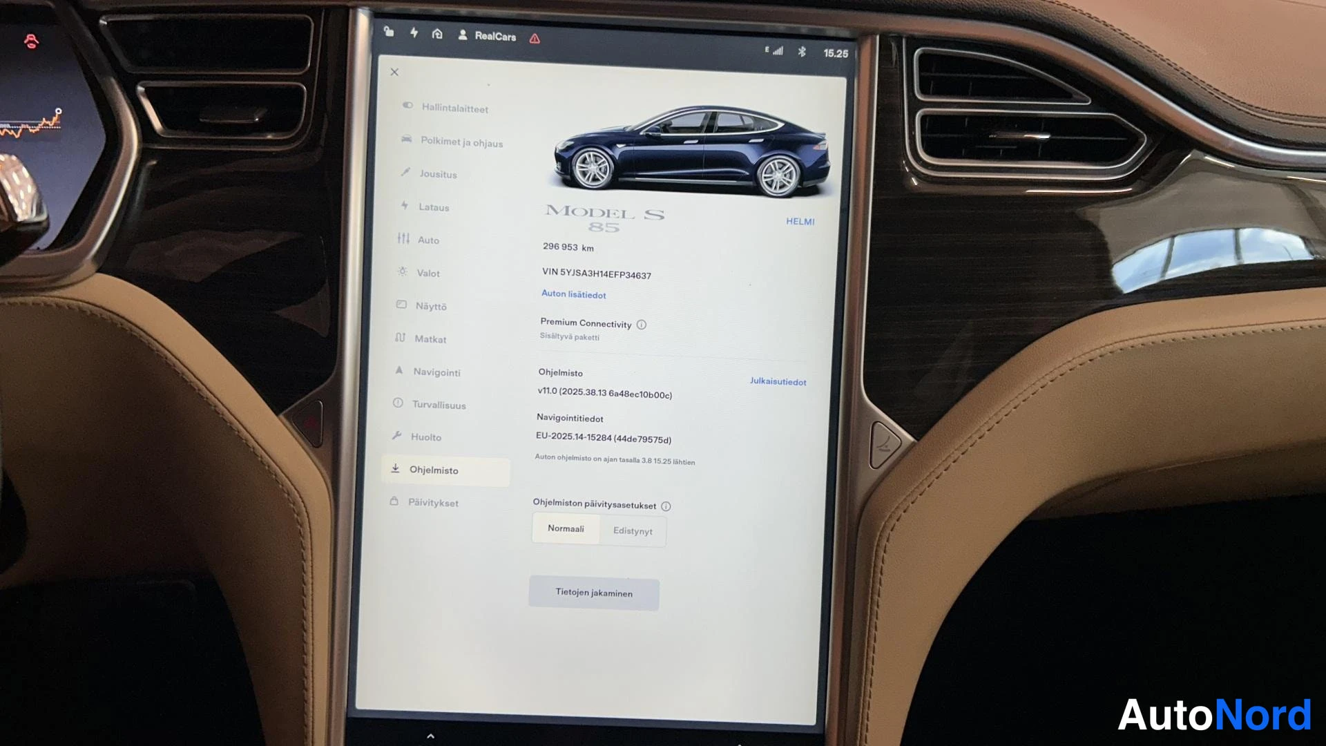 Beige Tesla Model S 2014, kuva 17