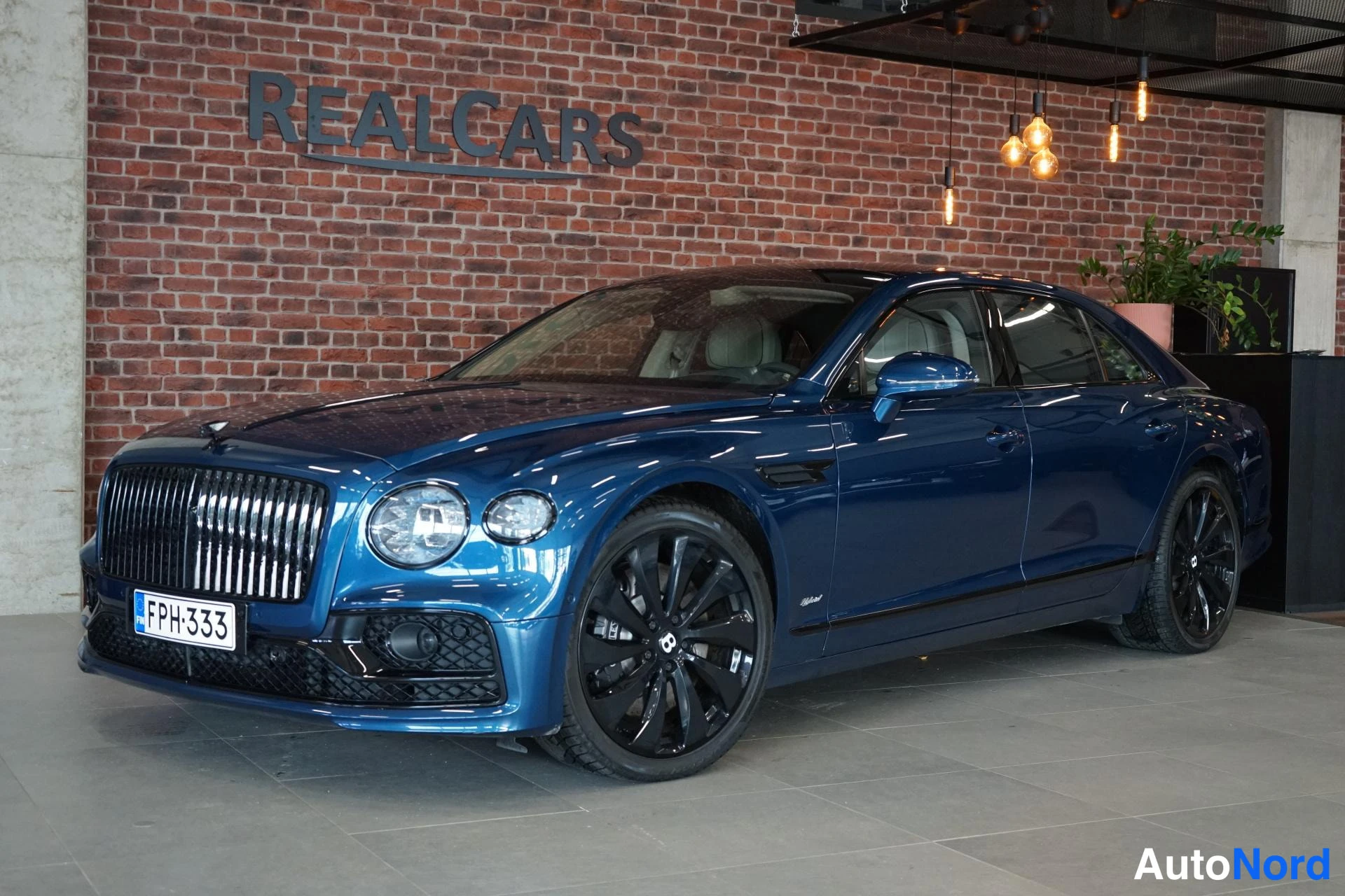 Bentley Flying Spur, 2022
