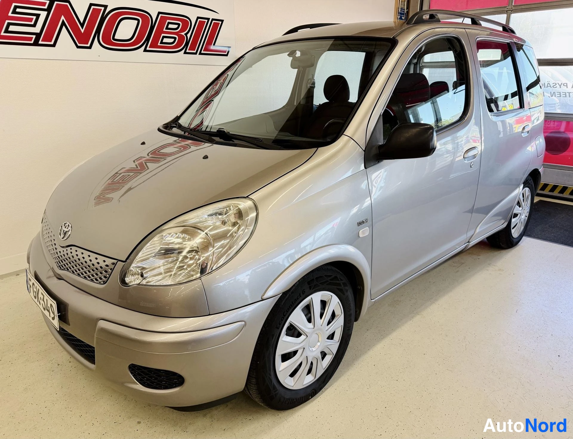 Toyota Yaris Verso 1,3 VVT-i Autom 2004