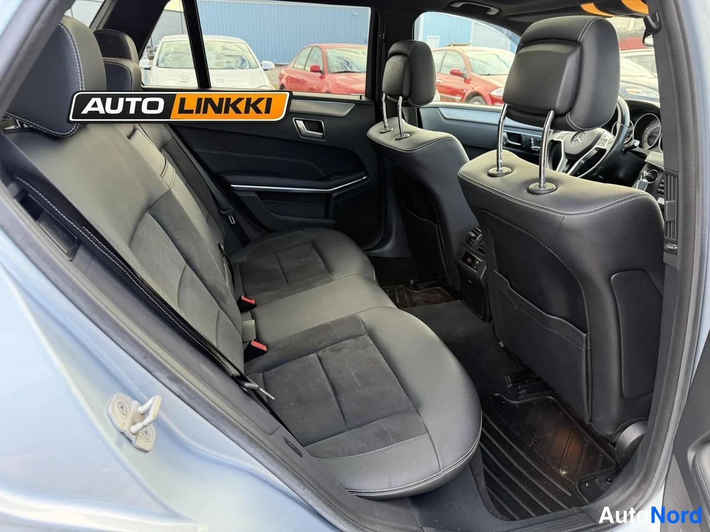 Harmaa Mercedes-Benz E 250 BlueTEC 4MATIC 2015, kuva 11